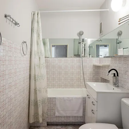 Dolina Sluzewiecka Homely By Bookinghost