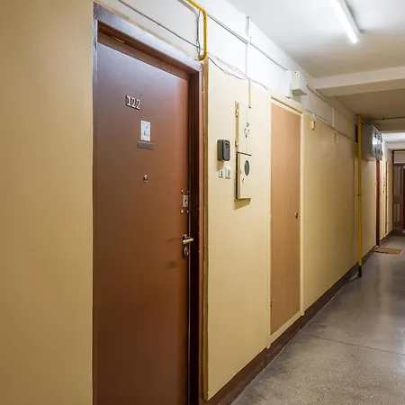 アパート Dolina Sluzewiecka Homely By Bookinghost ワルシャワ