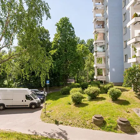 Dolina Sluzewiecka Homely By Bookinghost *